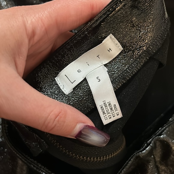 Faux Leather Small Mini Skirt - Picture 10 of 10